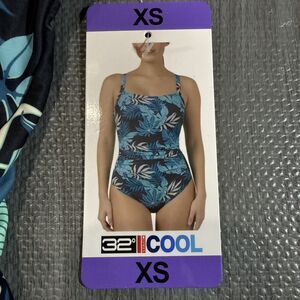 32 Degrees Cool Tropical Blue Women's One-Piece Swimsuit Size XS NWT